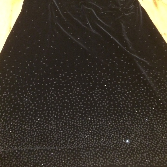 Black Knit Velvet Dress w Beading on Lower Half - Picture 2 of 12